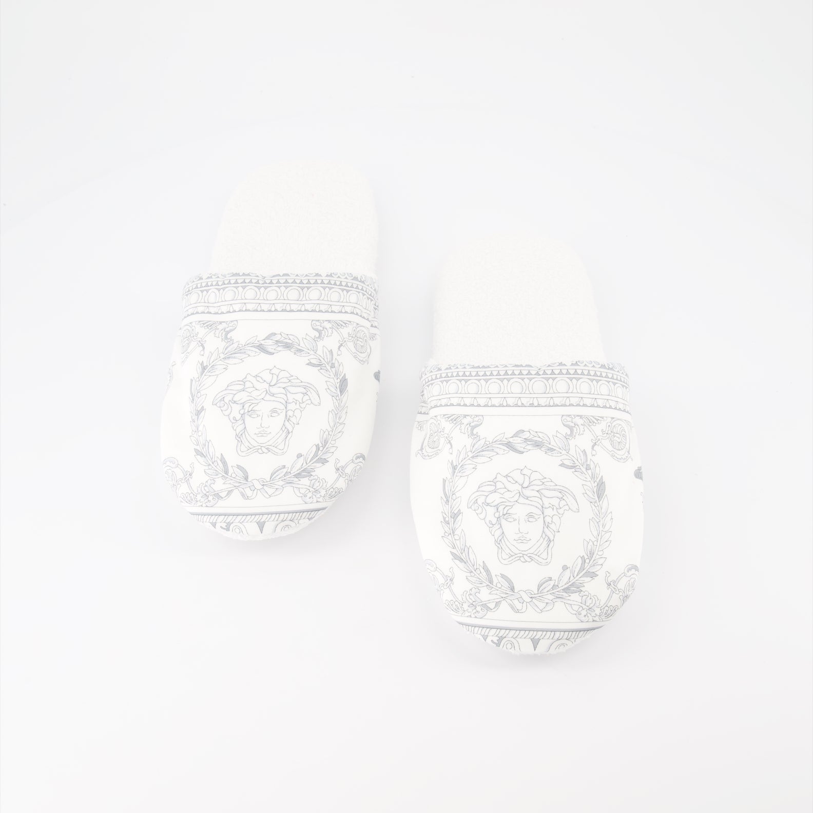 Roupa íntima e homewear Chaussons Medusa Versace Branco Unissex