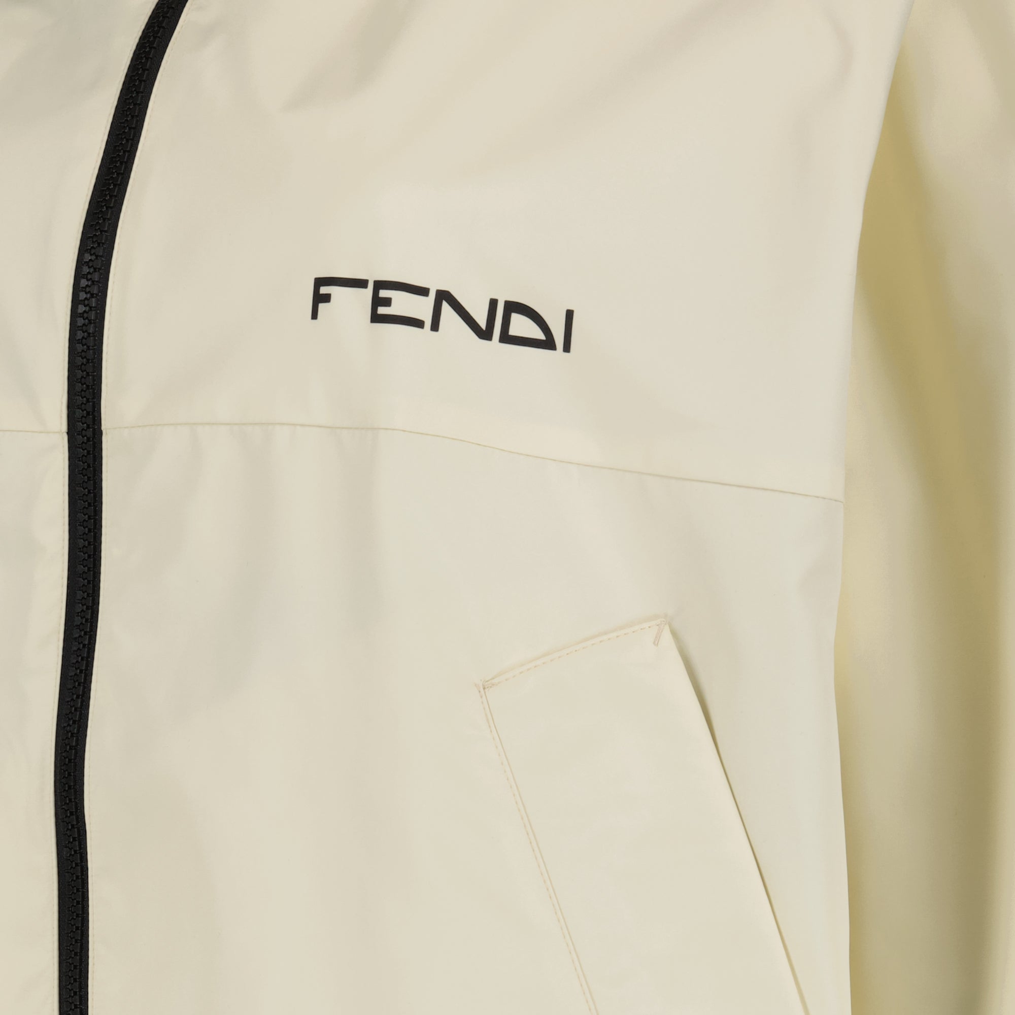 Chaquetas Coupe-vent réversible en nylon Fendi Beige Femme