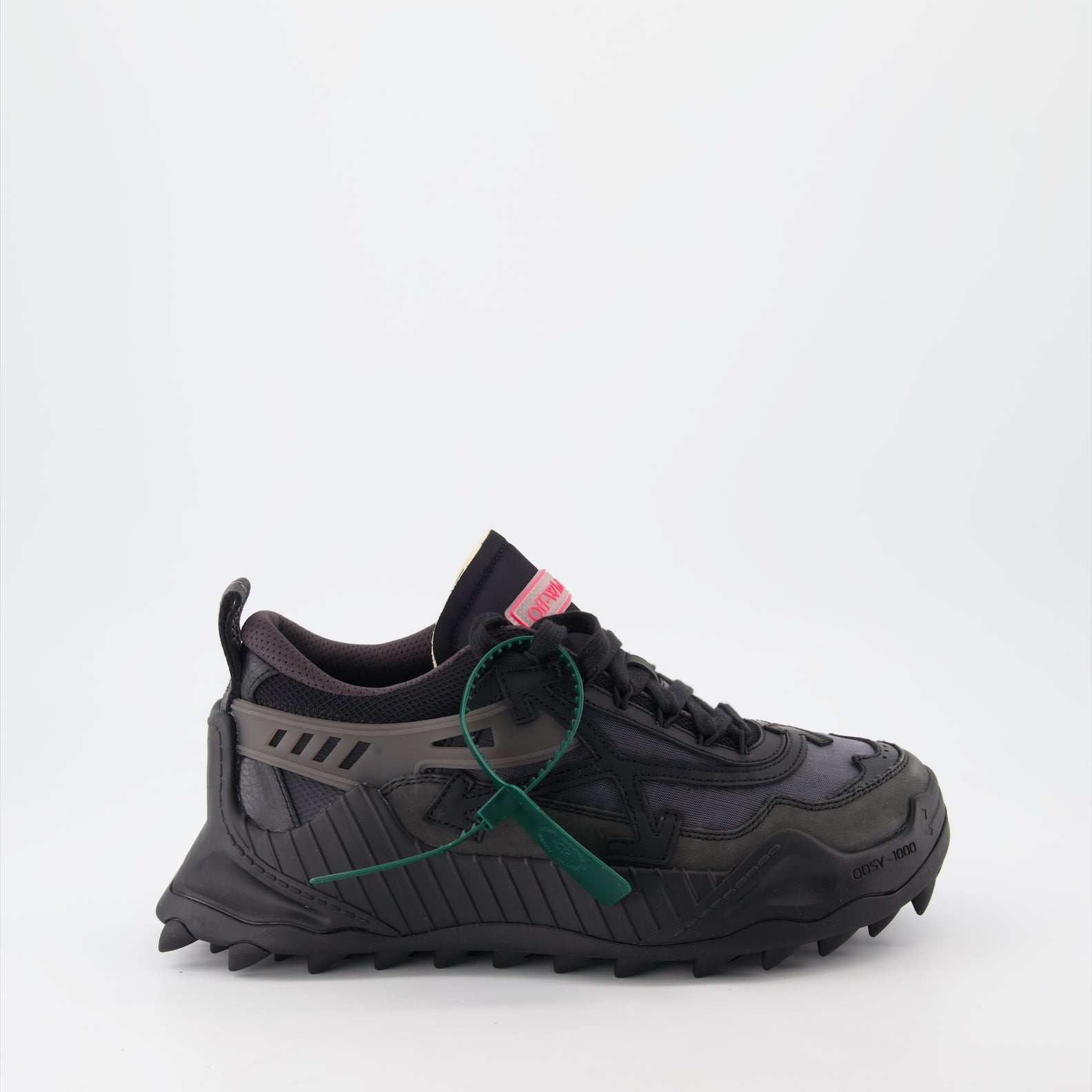 スニーカー 奇抜なスニーカー Off-White 黒 男