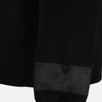 Sweatshirts Sweatshirt à étiquette logo Ami PARIS Schwarz Unisex