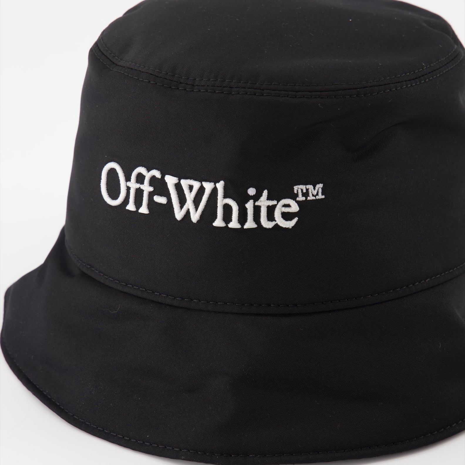Hats, caps and beanies Bob NY Bookish Off-White Black Women