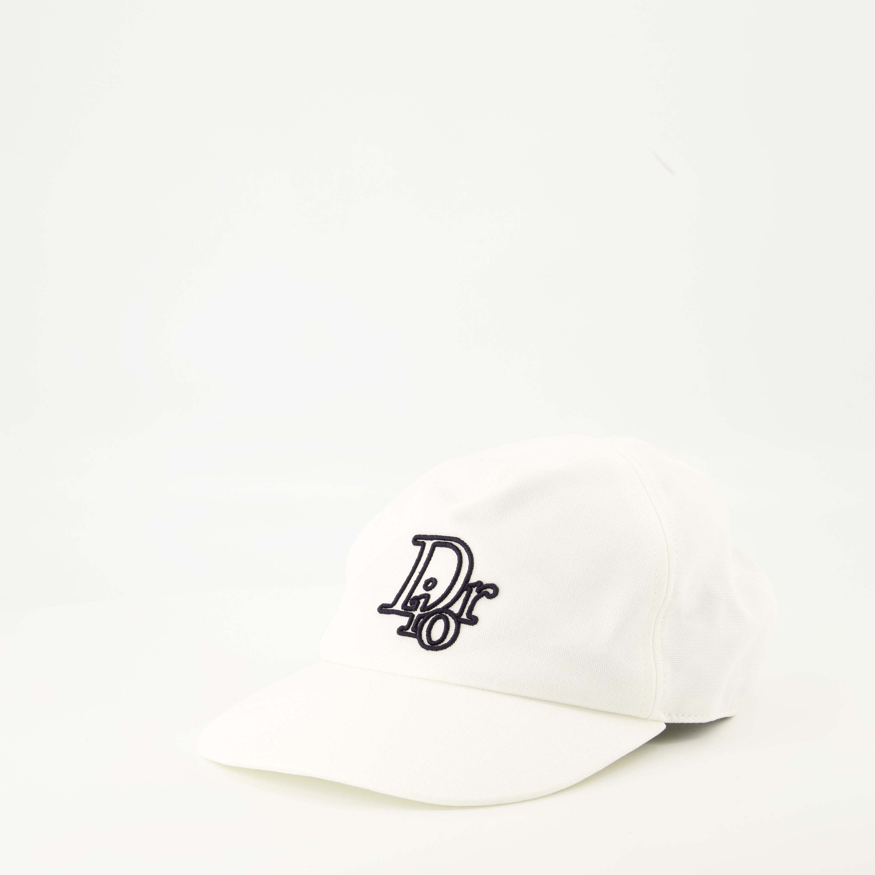 Immagine del Cappello Obliquo Dior da Uomo - Autunno-Inverno 2025 - Vista Frontale