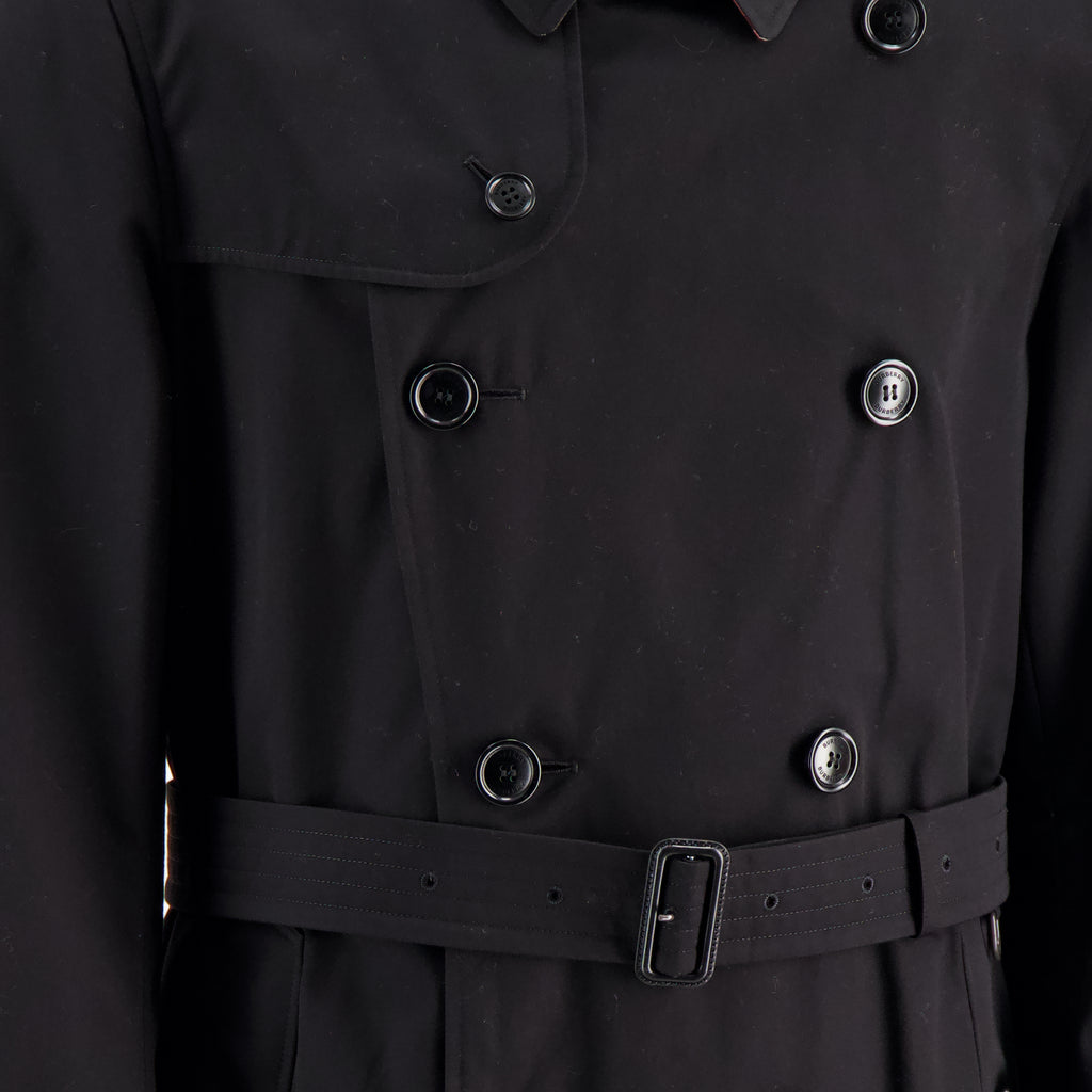 Image de l'article Trench Héritage long noir de la marque Burberry pour Homme - Saison Printemps-Été 2026 - Vue détaillée_1