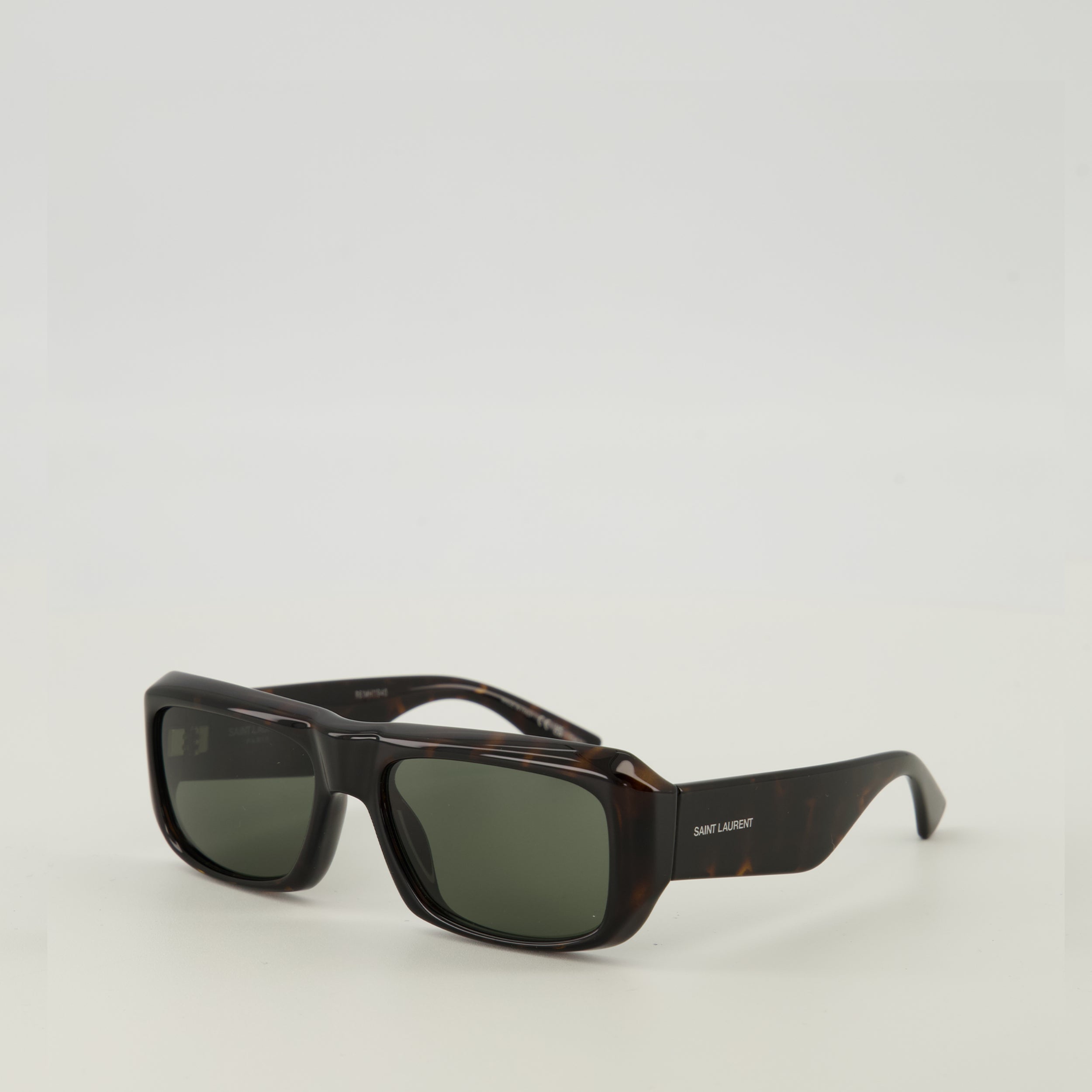Image de l'article Lunettes de soleil SL869 noir de la marque Saint Laurent pour Homme - Saison Printemps-Été 2026 - Vue de Dos