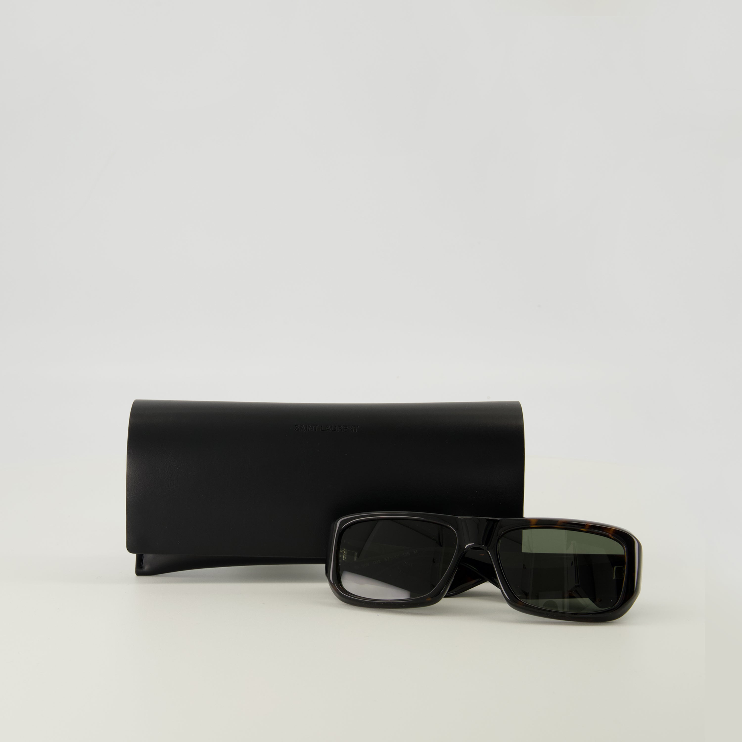 Image de l'article Lunettes de soleil SL869 noir de la marque Saint Laurent pour Homme - Saison Printemps-Été 2026 - Vue détaillée_3