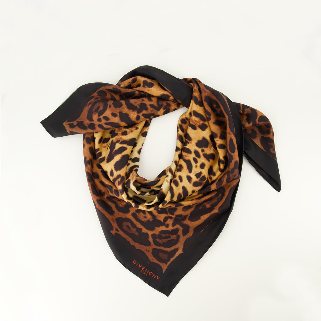 Écharpes, foulards et gants ヒョウ柄シルクスクエア Givenchy Marron Femme