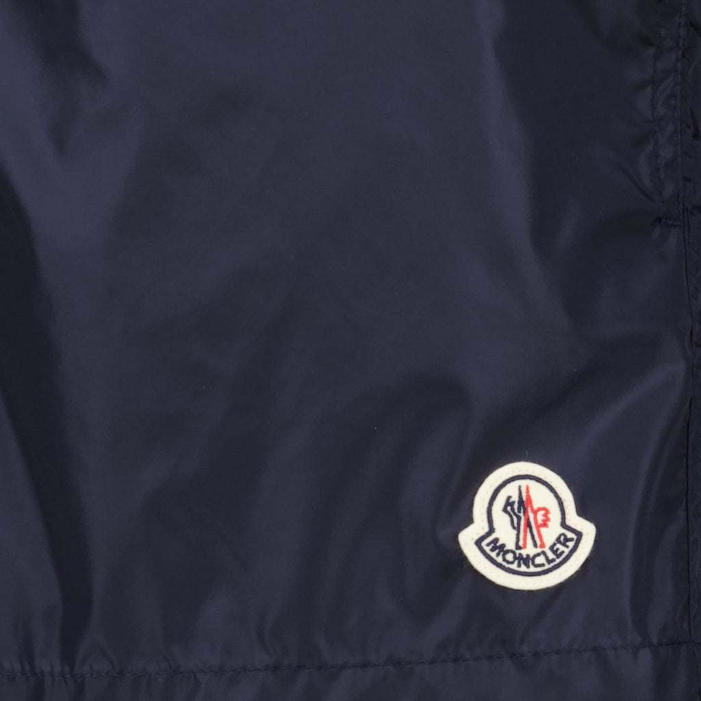 Beachwear Blaue Badeshorts mit schwarzem Logo Moncler Bleu foncé Homme