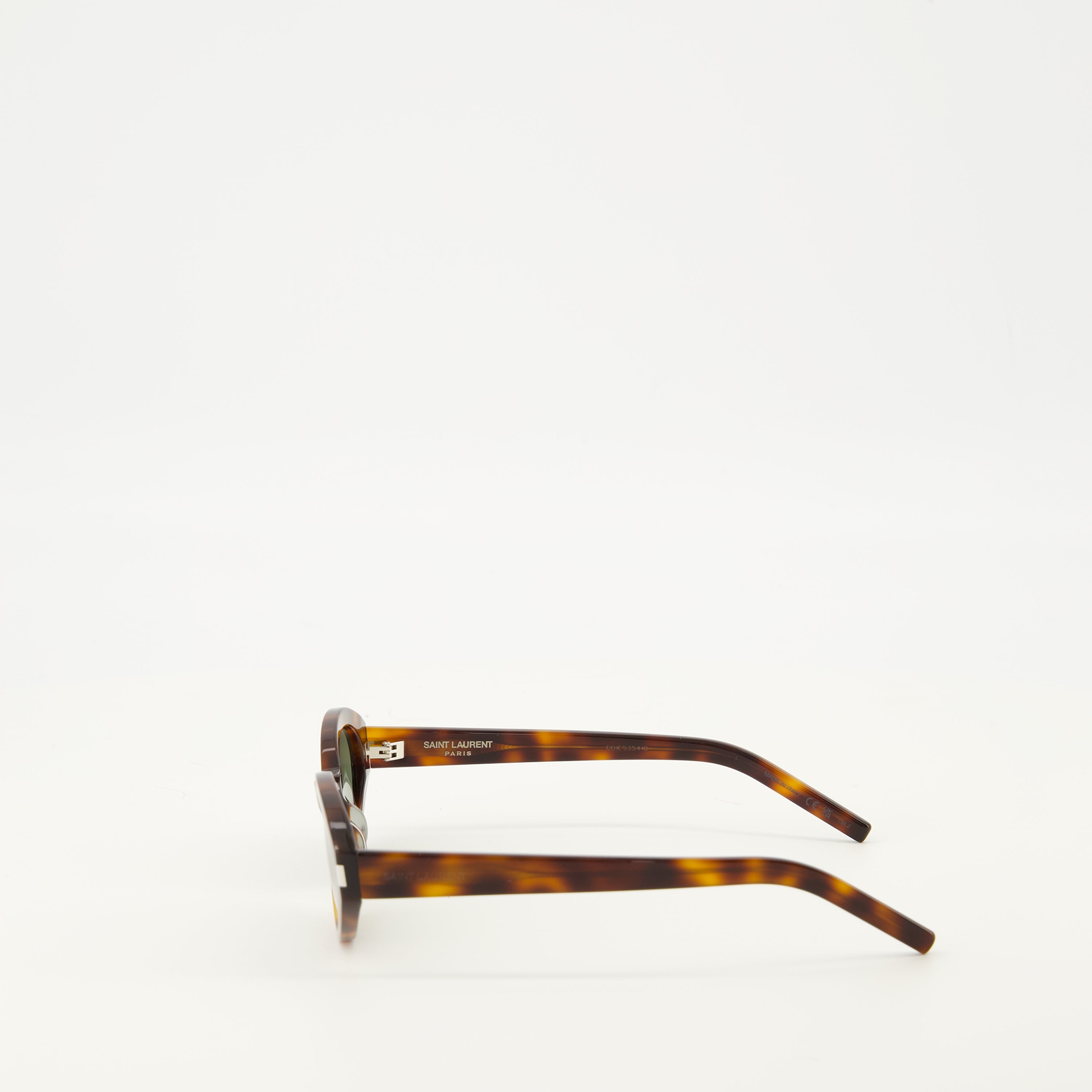 Immagine degli occhiali da sole SL 567 del marchio Saint Laurent per Unisex - Stagione Autunno-Inverno 2025 - Vista Dettagliata_2