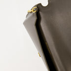 Image de l'article Pochette pour téléphone de la marque Saint Laurent pour Femme - Saison Automne-Hiver 2025 - Vue détaillée_3