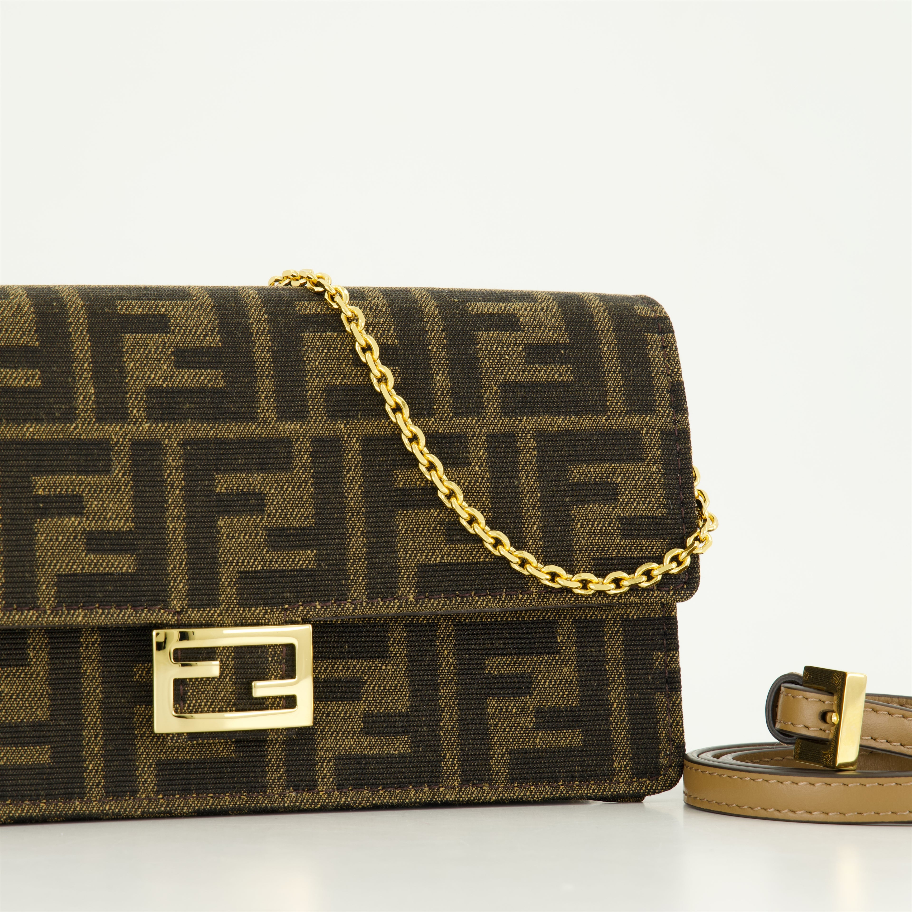 Bolsas pequenas Pochette FF Baguette Fendi Marrom Femme