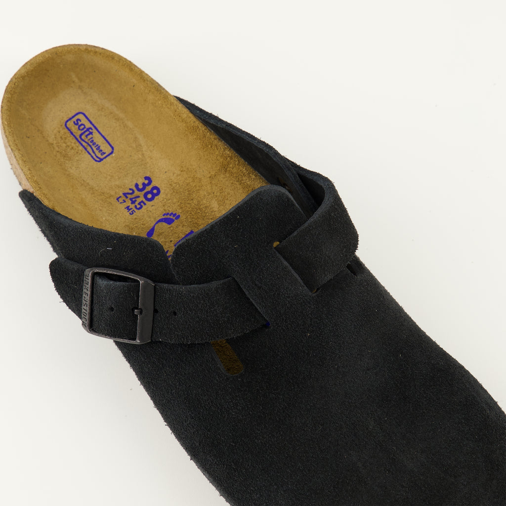 Immagine delle Mules Boston del marchio Birkenstock per Unisex - Stagione Autunno-Inverno 2025 - Vista dettagliata dall'alto