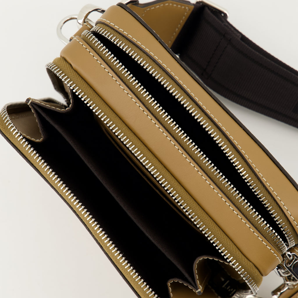 Sacs bandoulière Mini sac en cuir Fendi Marron Homme