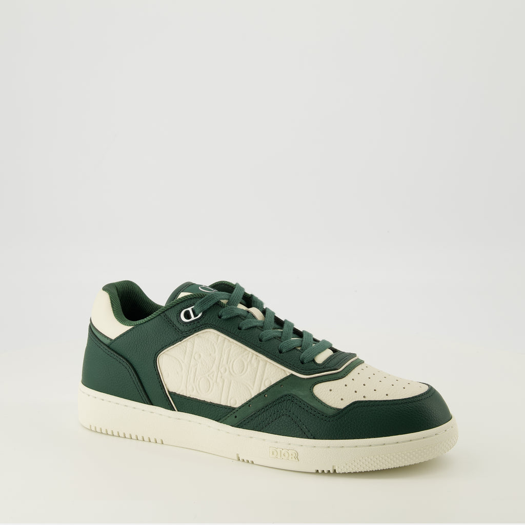 Image de l'article Baskets B27 Uptown basse verte de la marque Dior pour Homme - Saison Printemps-Été 2026 - Vue trois quarts avant droite