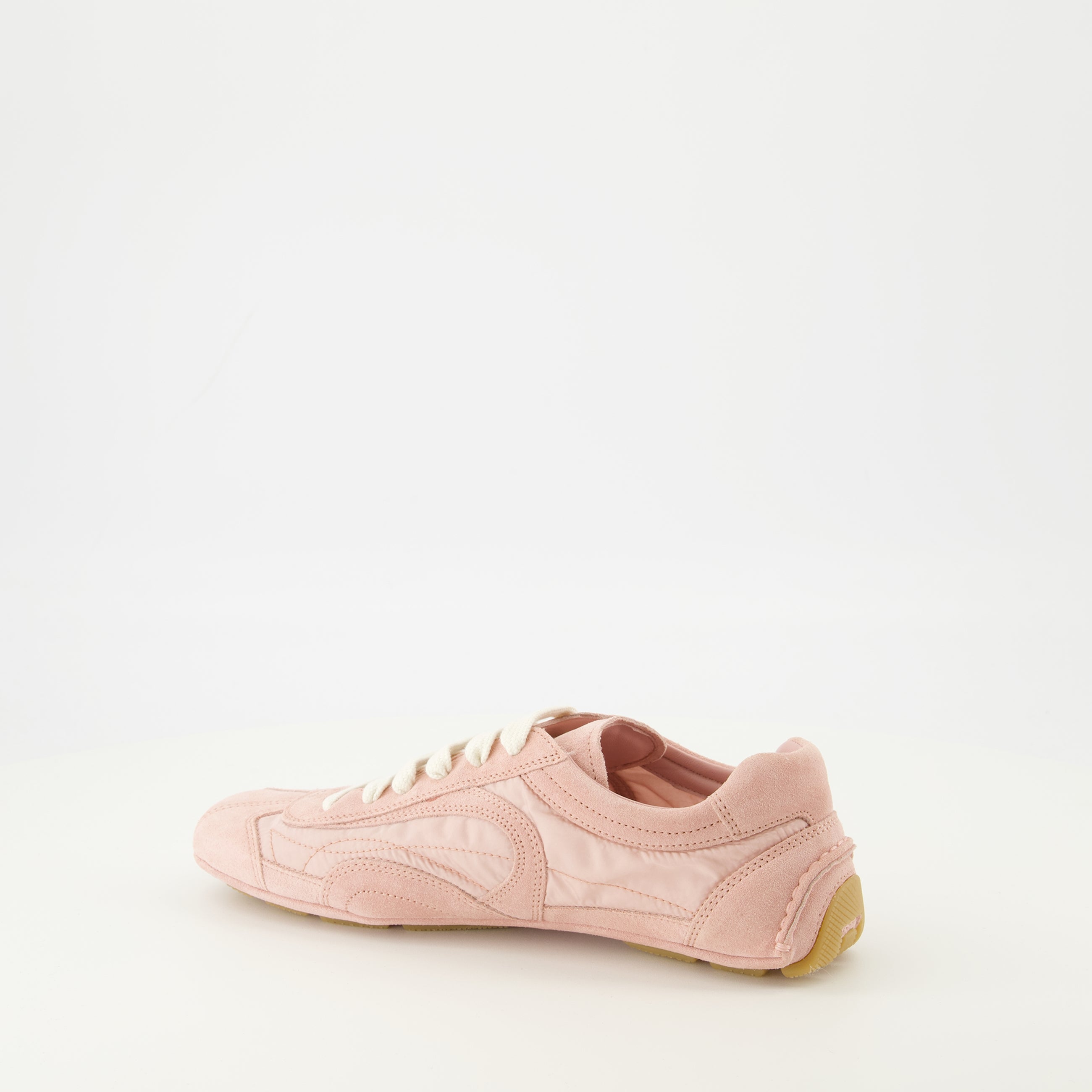 Image de l'article Baskets Montecarlo rose de la marque Prada pour Femme - Saison Printemps-Été 2026 - Vue trois quarts arrière droite