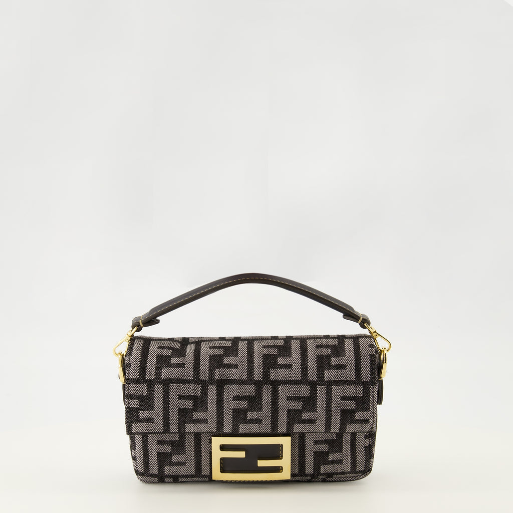 Imagen del bolso mini Baguette en denim FF de la marca Fendi para Mujer - Temporada Otoño-Invierno 2025 - Vista Frontal