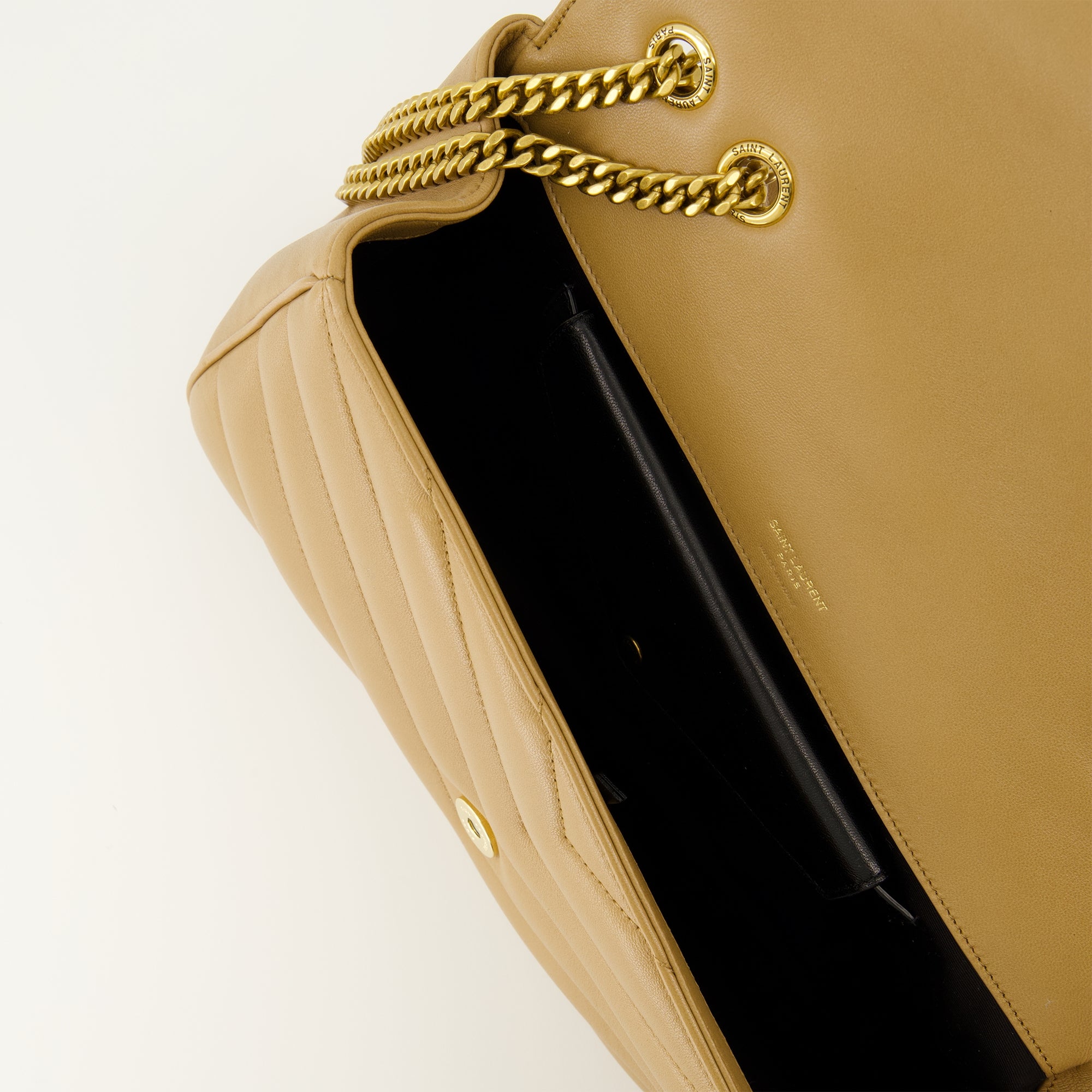 Image of the Saint Laurent Loulou medium beige bag for Women - Autumn-Winter 2025 Season - Detailed View_3