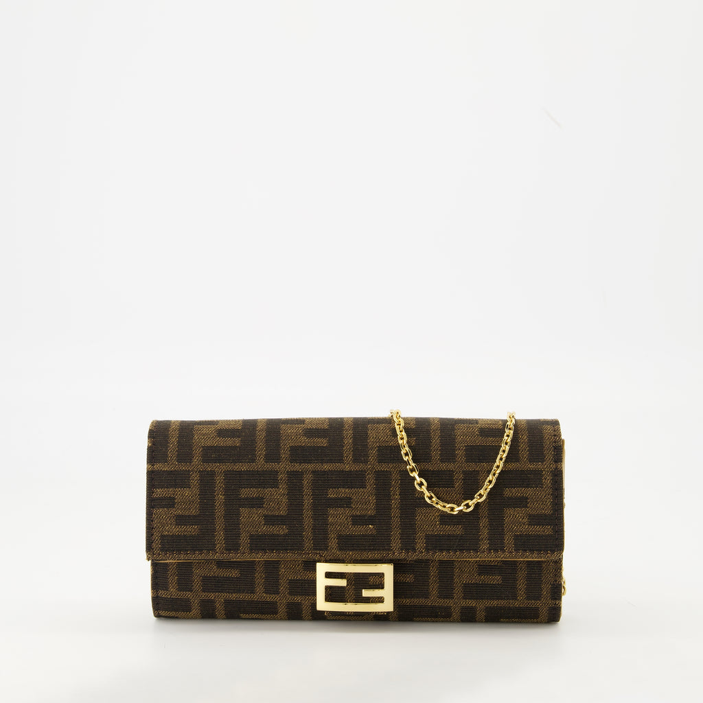 Image de l'article Sac Baguette Chain de la marque Fendi pour Femme - Saison Automne-Hiver 2025 - Vue de Face