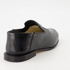 Imagen de los mocasines de la marca Givenchy para hombre - Temporada Otoño-Invierno 2025 - Vista detallada desde arriba