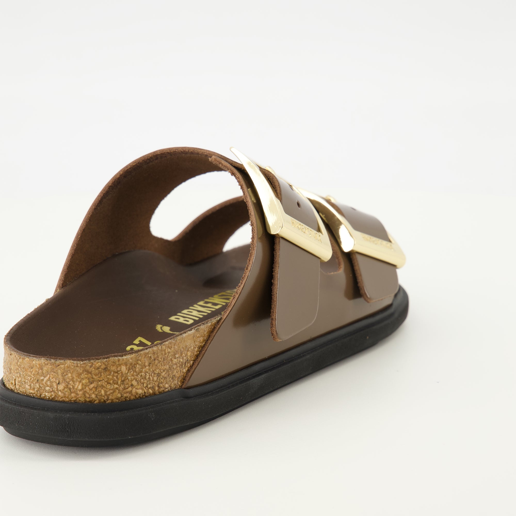 Image de l'article Sandales Arizona Droplet Buckle marron de la marque Birkenstock pour Femme - Saison Printemps-Été 2026 - Vue arrière