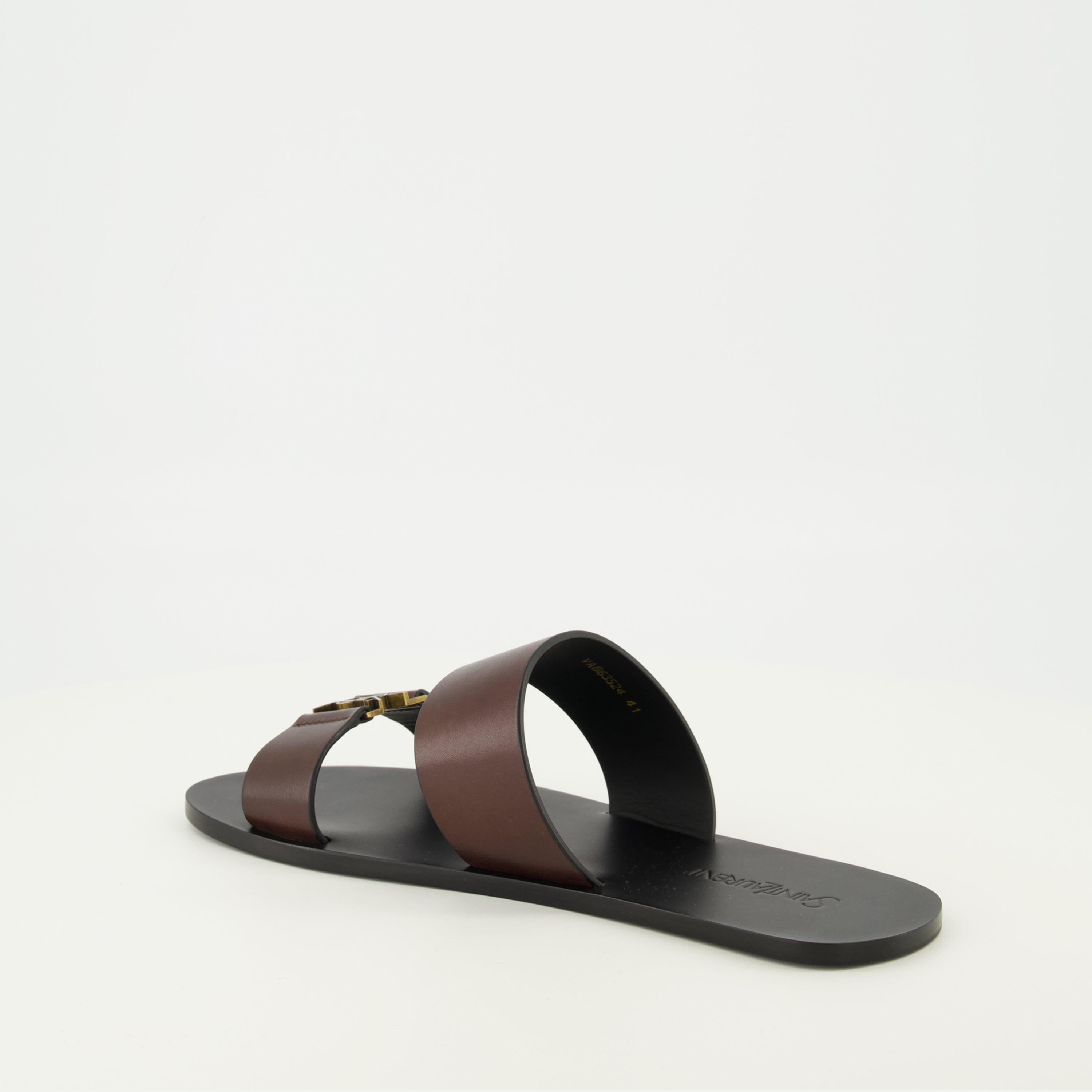 Image de l'article Sandales Babylone marron de la marque Saint Laurent pour Homme - Saison Printemps-Été 2026 - Vue trois quarts arrière droite