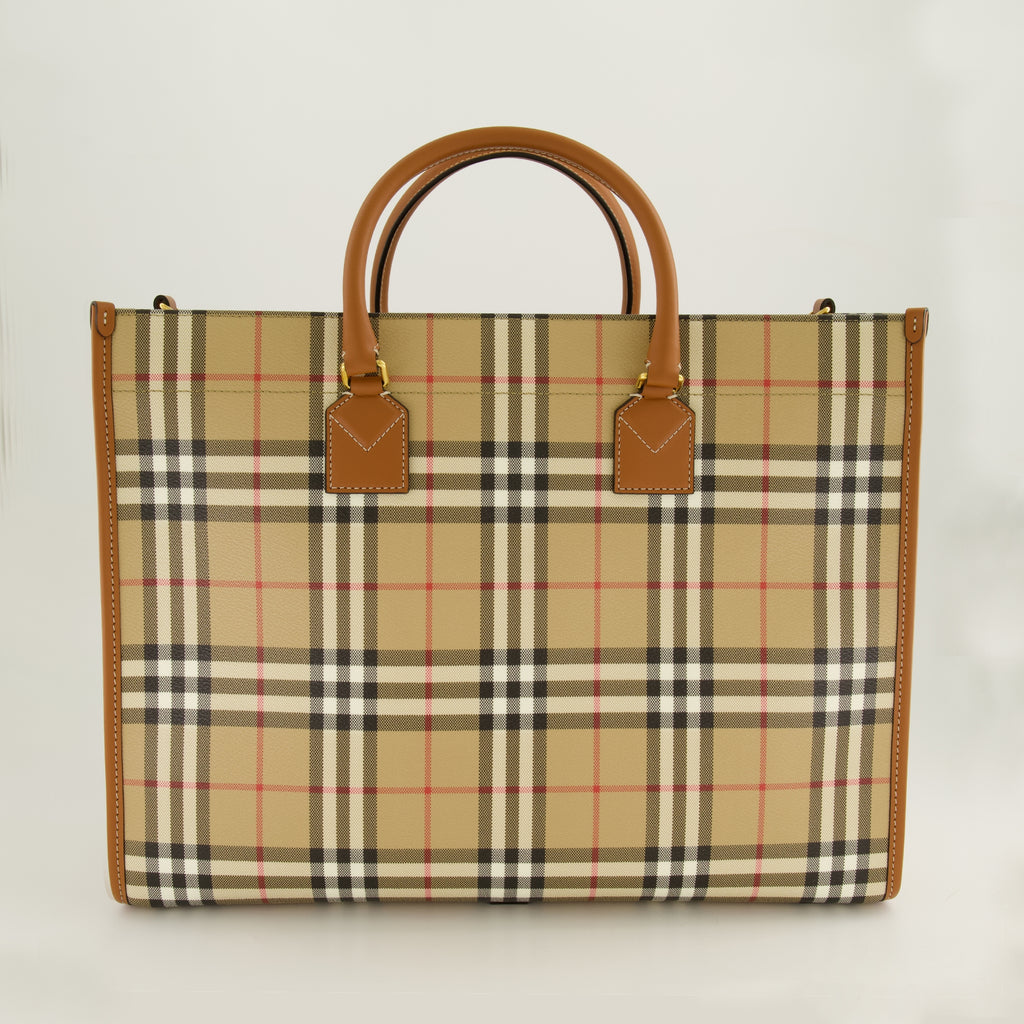 Sacs cabas Cabas Freya Burberry Beige Femme