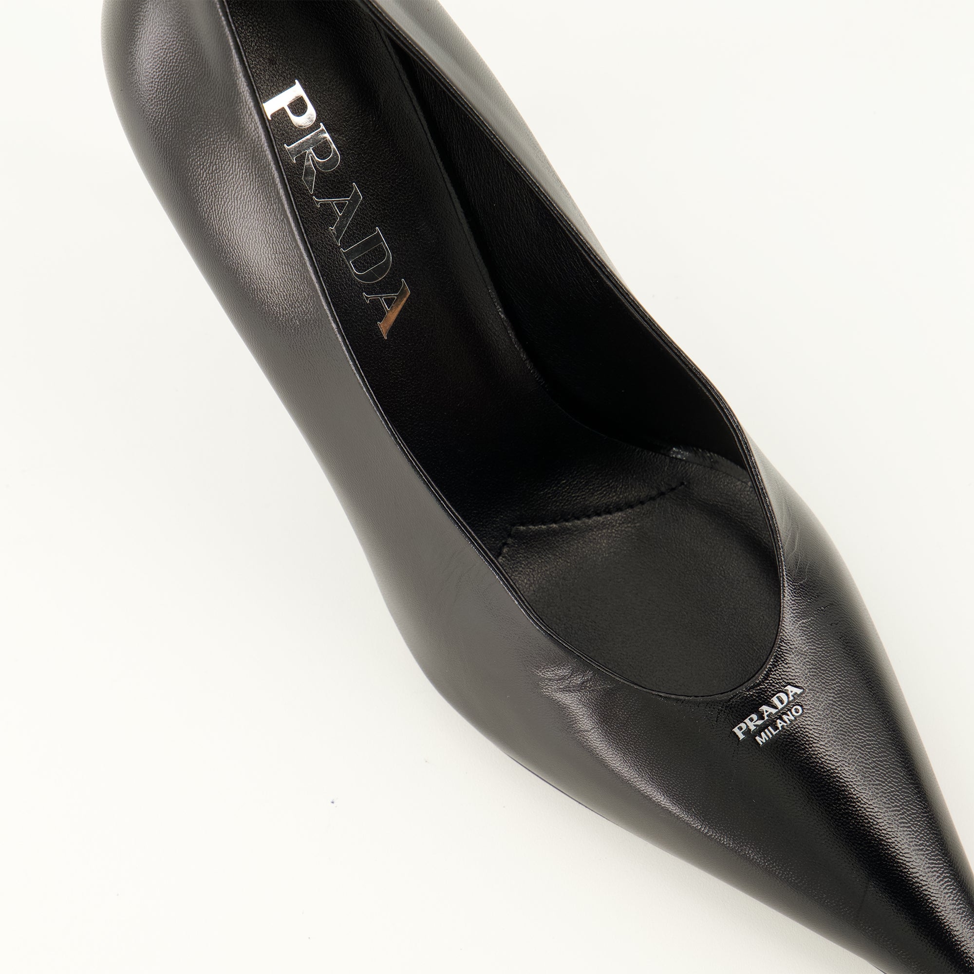 Escarpins Décolleté in Pelle Nera Prada Noir Femme