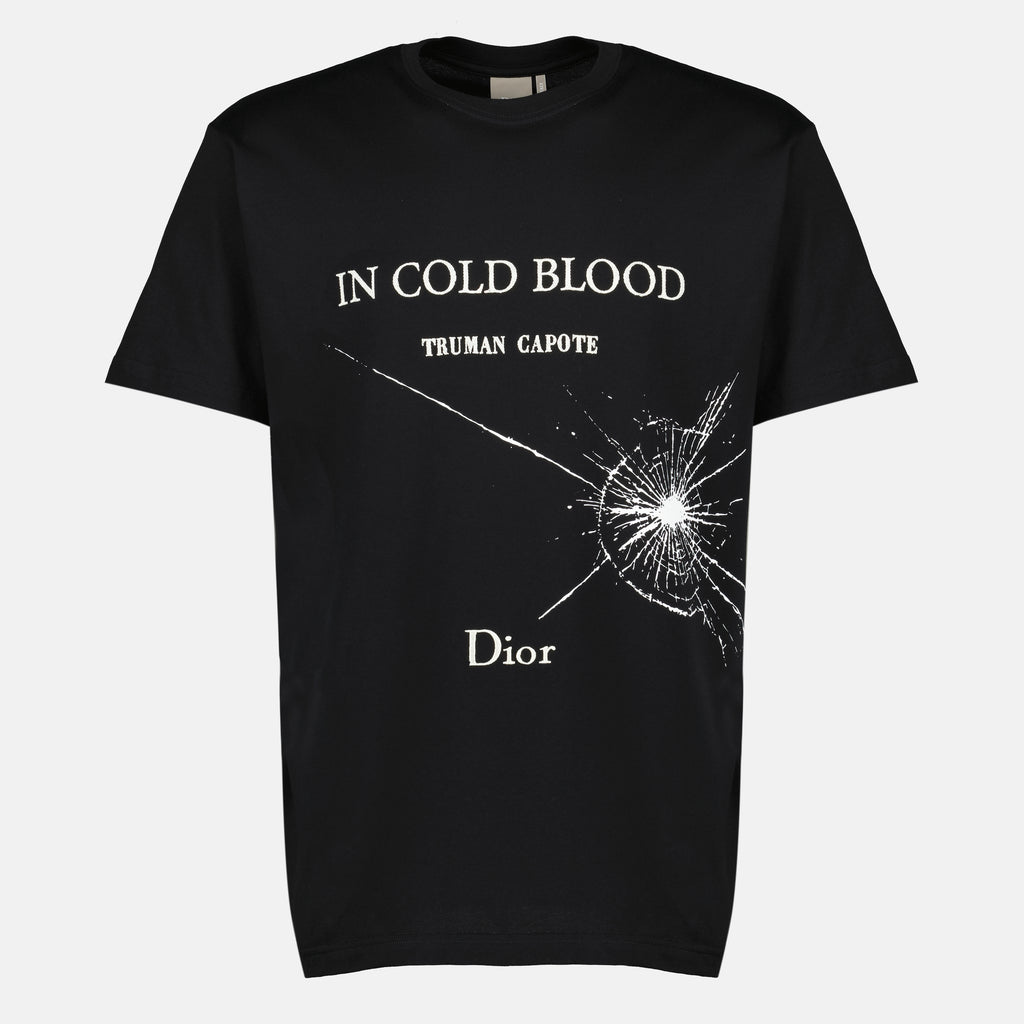 Imagen del artículo Camiseta negra con bordado de cubierta de libro en algodón de la marca Dior para hombres - Temporada Primavera-Verano 2026 - Vista Frontal