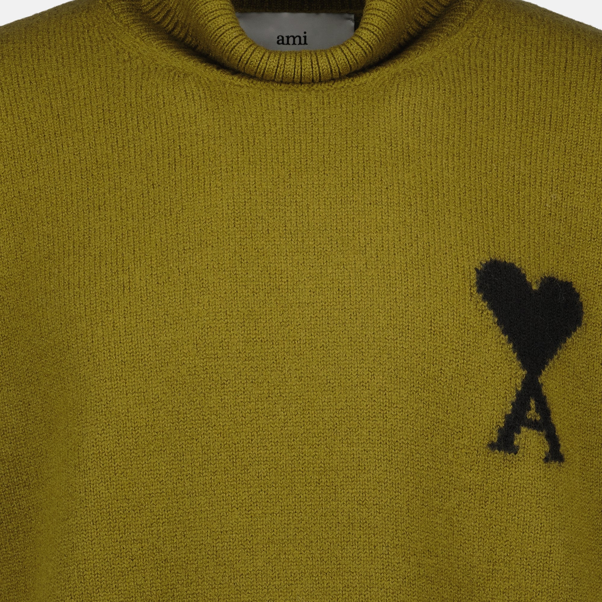 Image de l'article Pull Ami de coeur de la marque Ami PARIS pour Unisex - Saison Automne-Hiver 2025 - Vue détaillée_6