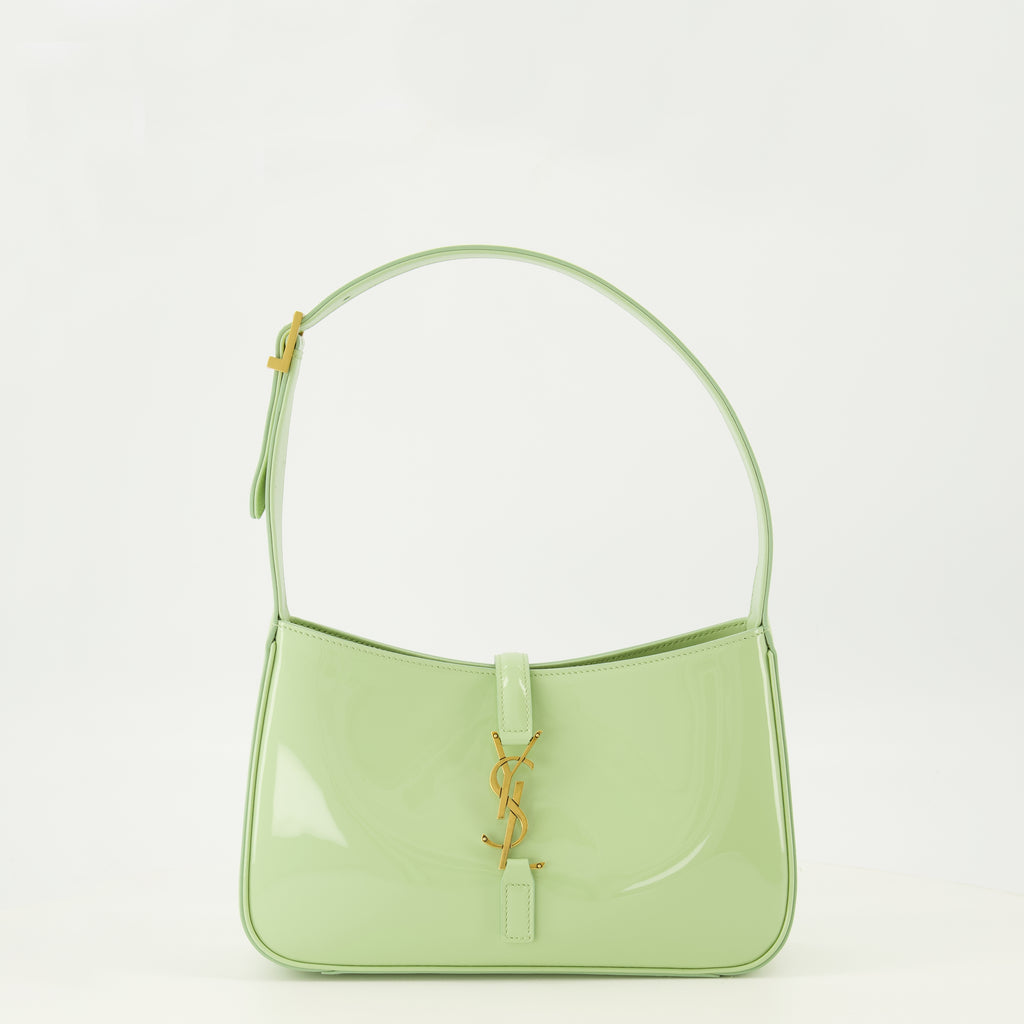 Image de l'article Sac Le 5 à 7 en cuir verni bleu de la marque Saint Laurent pour Femme - Saison Printemps-Été 2026 - Vue de Face