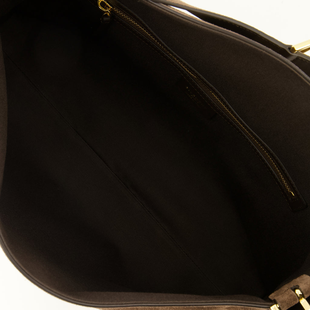 Sacs à main et épaule Sac Voyou medium en suède marron Givenchy Marron Femme