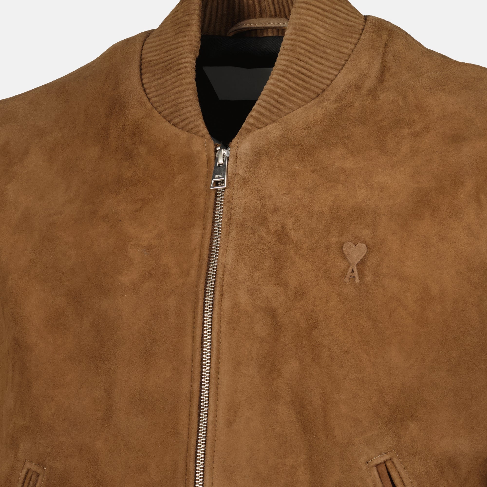 Image of the Ami PARIS Suede Leather Bomber Jacket for Men - Fall-Winter 2025 - Detailed View_3