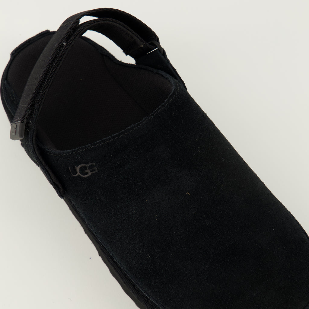 Image of the Ugg brand Goldenstar black clogs for Women - Spring-Summer 2026 Season - Detailed top view