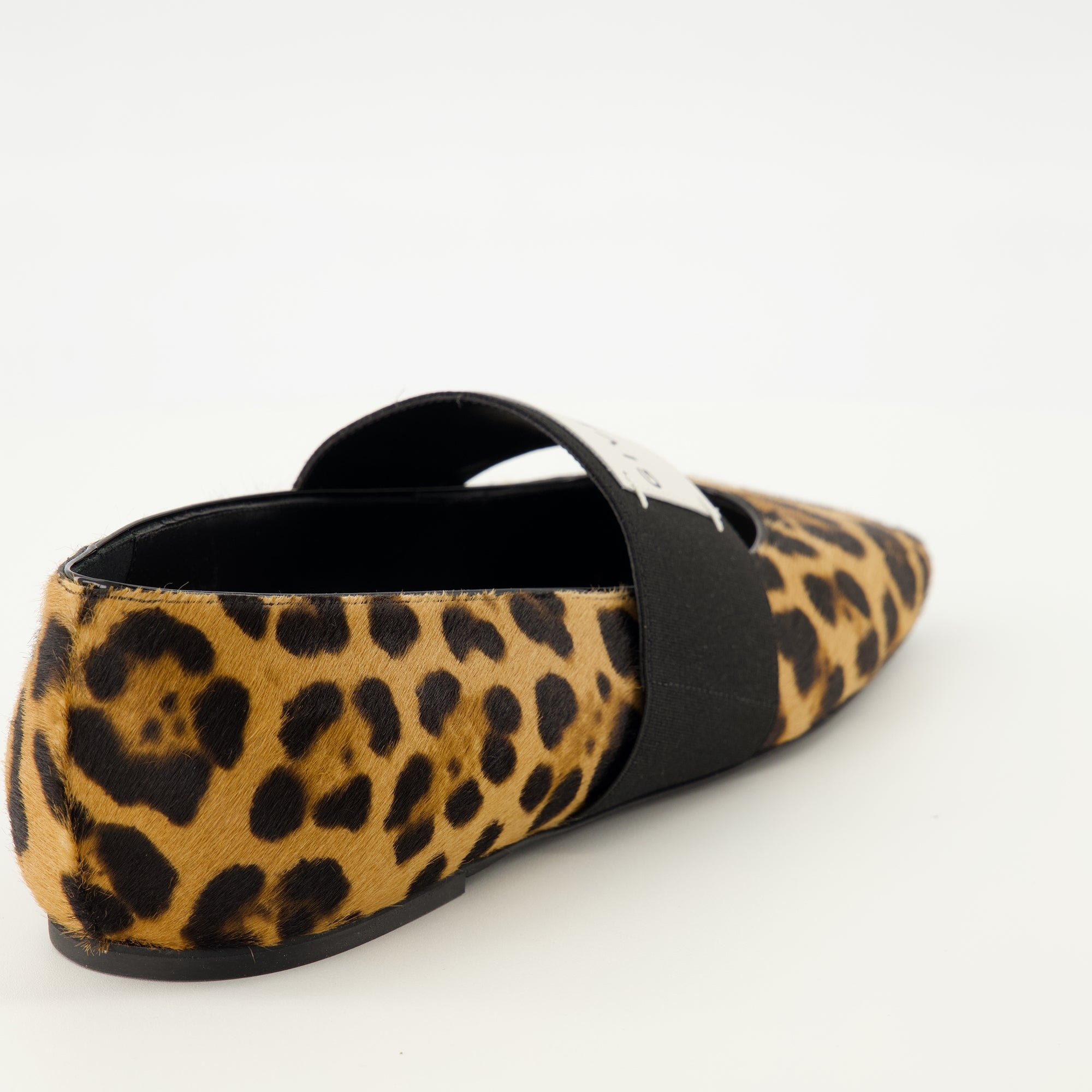 Image de l'article Ballerines Sliced Square motif léopard de la marque Givenchy pour Femme - Saison Printemps-Été 2026 - Vue arrière