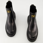 Imagem das Botas Beatle Femininas da marca Valentino Garavani - Outono-Inverno 2025 - Vista superior do par de sapatos