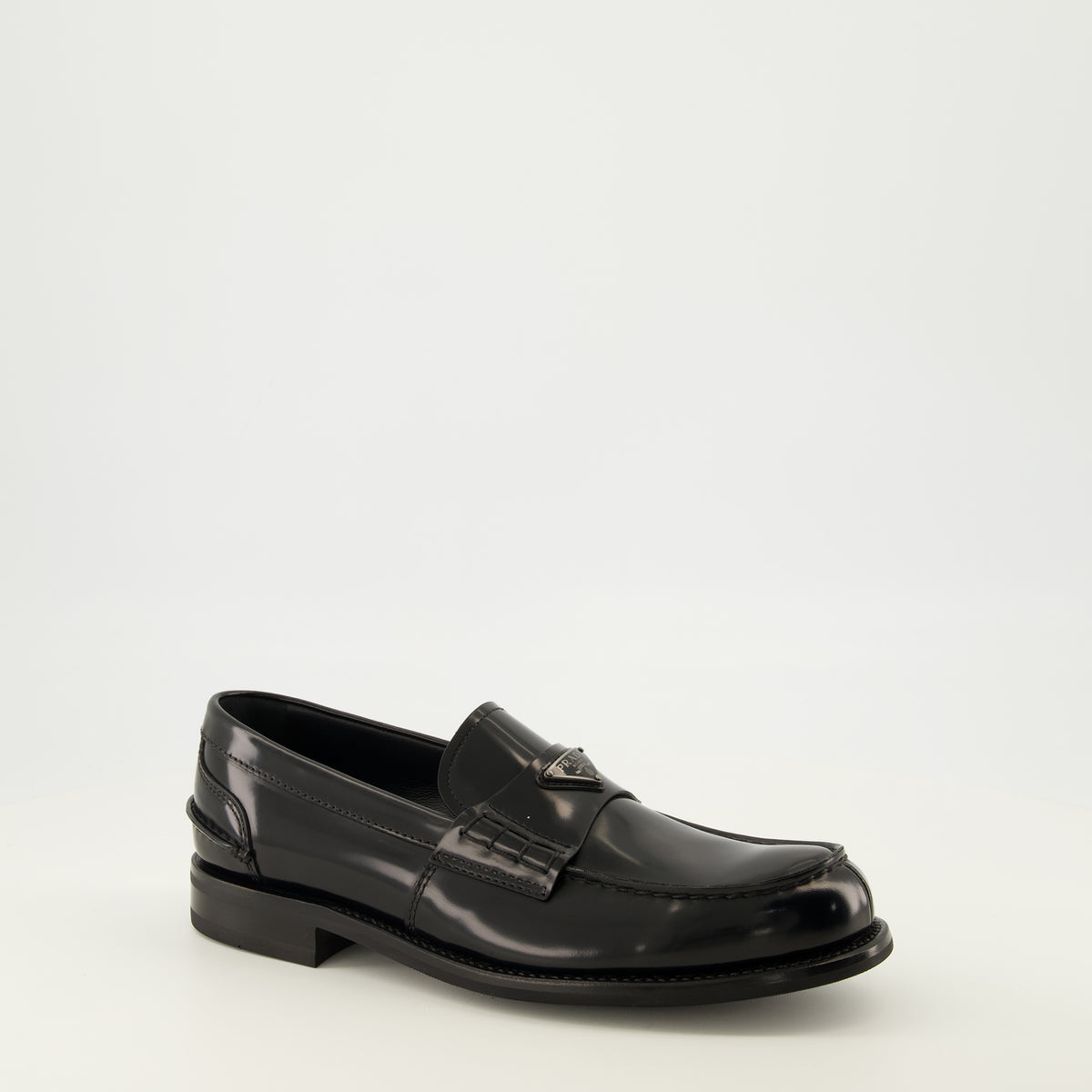 Mocassins Mocassins noir en cuir brossé Prada Noir Homme
