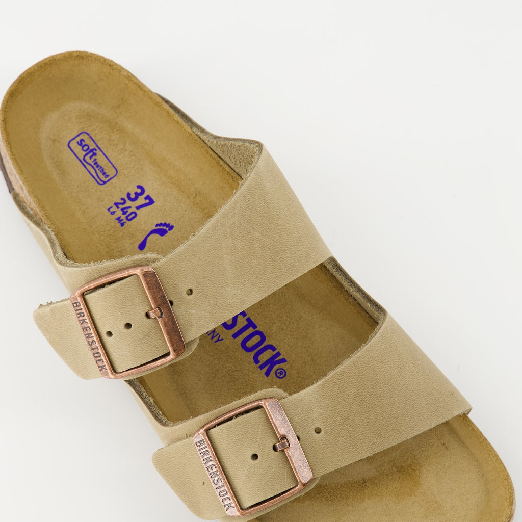 Chaussures ouvertes Arizona Sandals Birkenstock Beige Femme