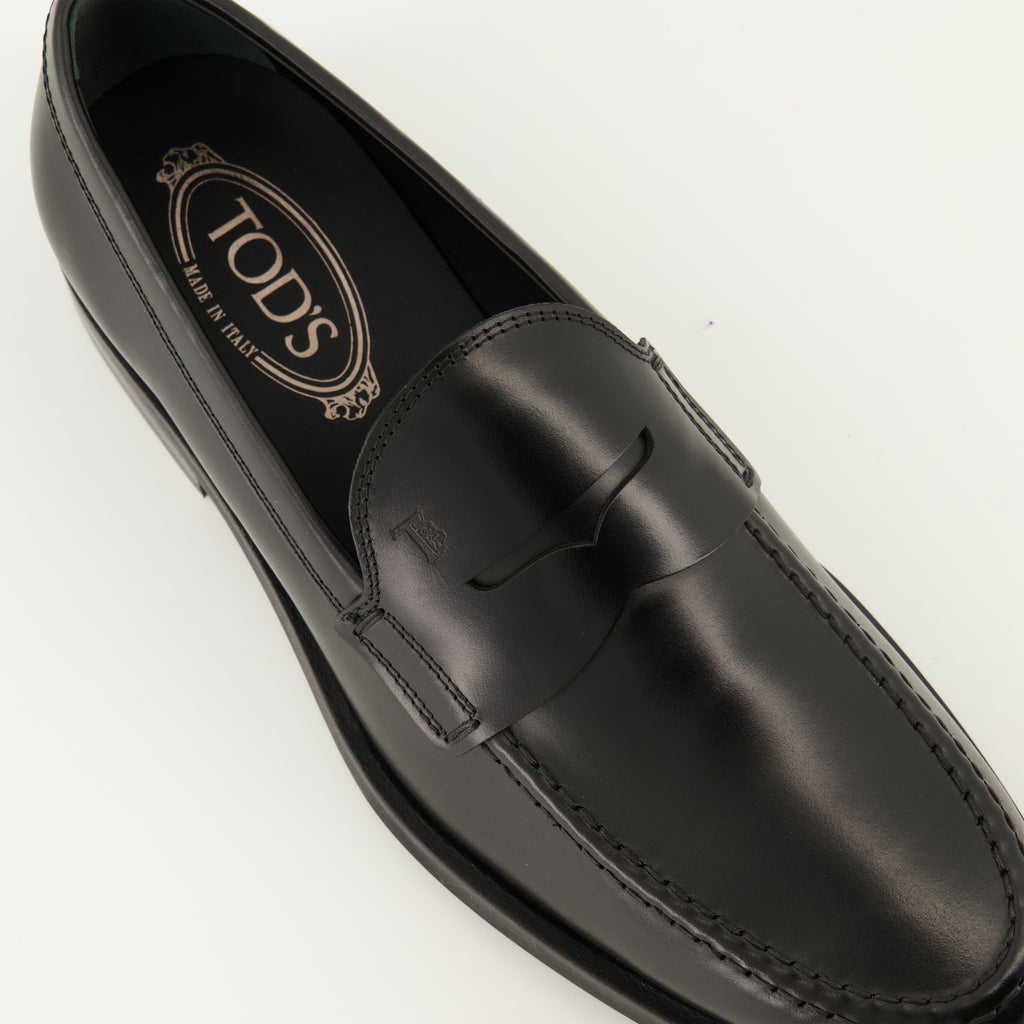 Image de l'article Mocassins en cuir de la marque Tod's pour Homme - Saison Automne-Hiver 2025 - Vue détaillée de haut