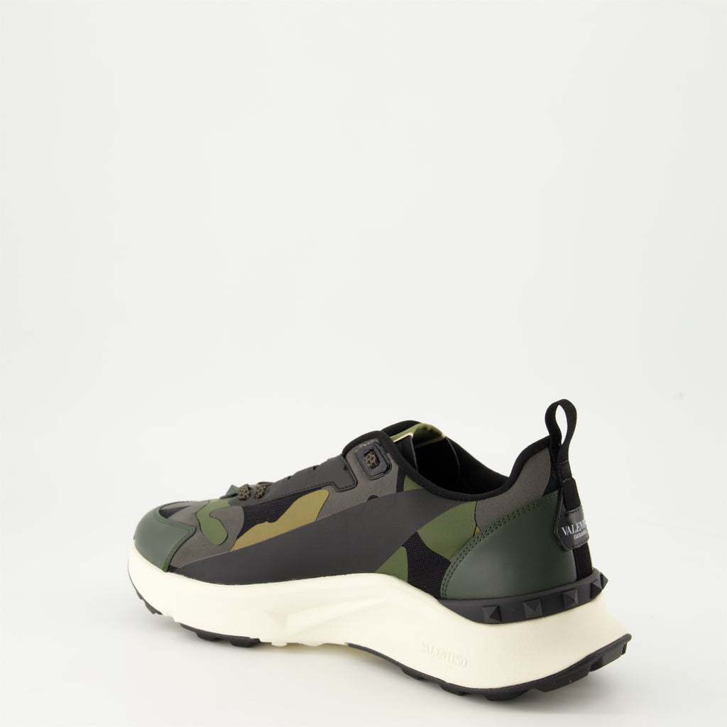 Sneaker True Act Sneakers Valentino Garavani Caqui Homme