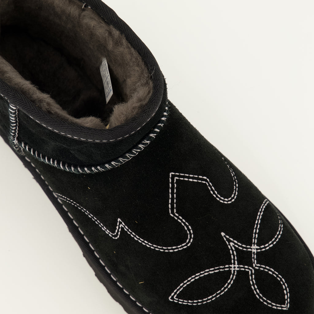 Bottines Bottes Classic Ultra mini Western noir Ugg Noir Femme