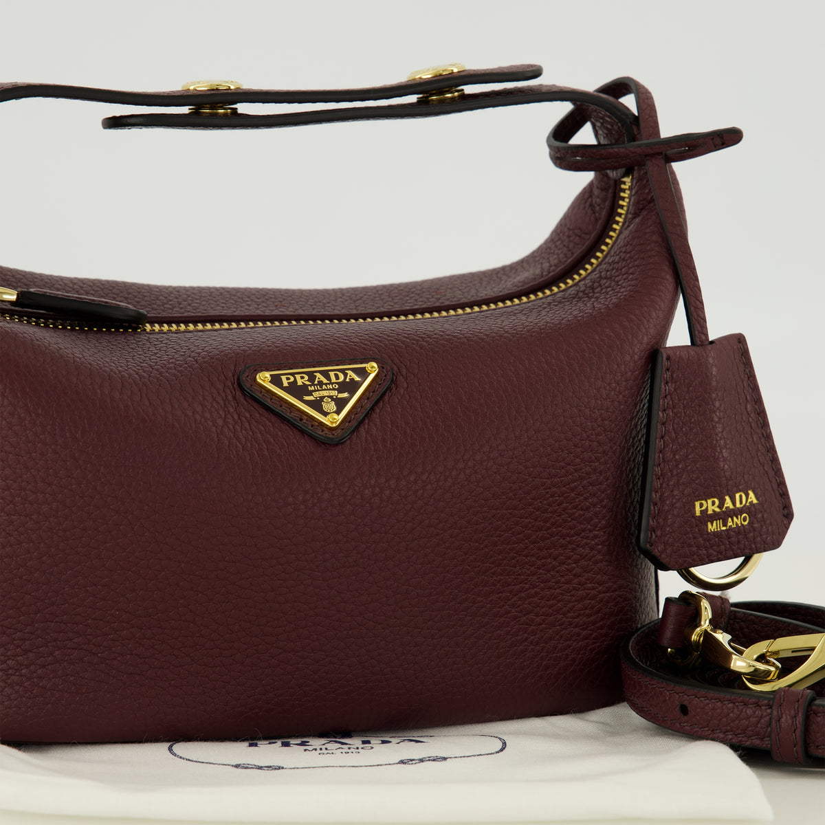 Sacs à main et épaule Mini sac Chérie bordeaux Prada Bordeaux Femme