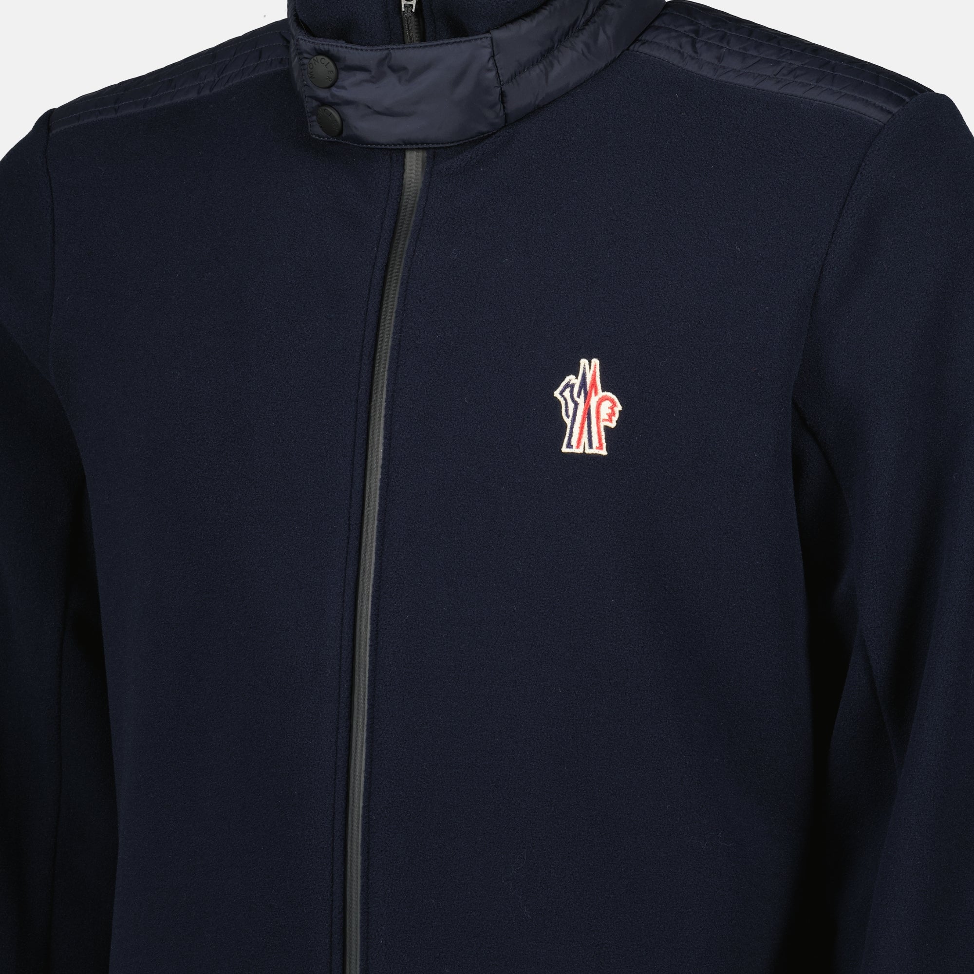 Image de l'article Veste en molleton bleu marine de la marque Moncler Grenoble pour Homme - Saison Automne-Hiver 2025 - Vue détaillée_2