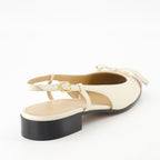 Chaussures plates Ballerines en cuir Valentino Garavani Beige Femme