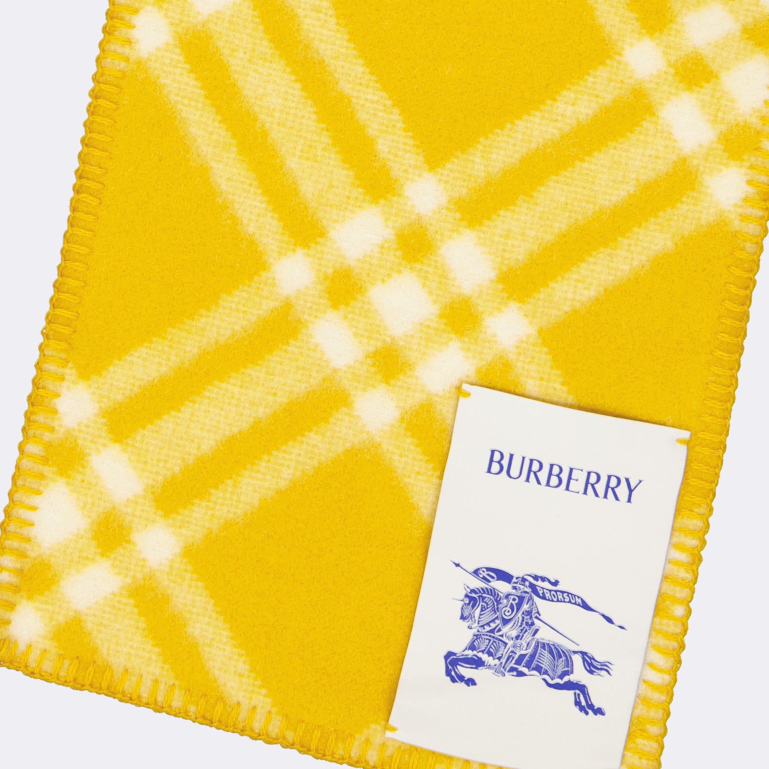 Écharpes, foulards et gants Écharpe à capuche Burberry Jaune Unisexe