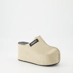 Zapatos de plataforma Mules en daim Coperni Beige Femme