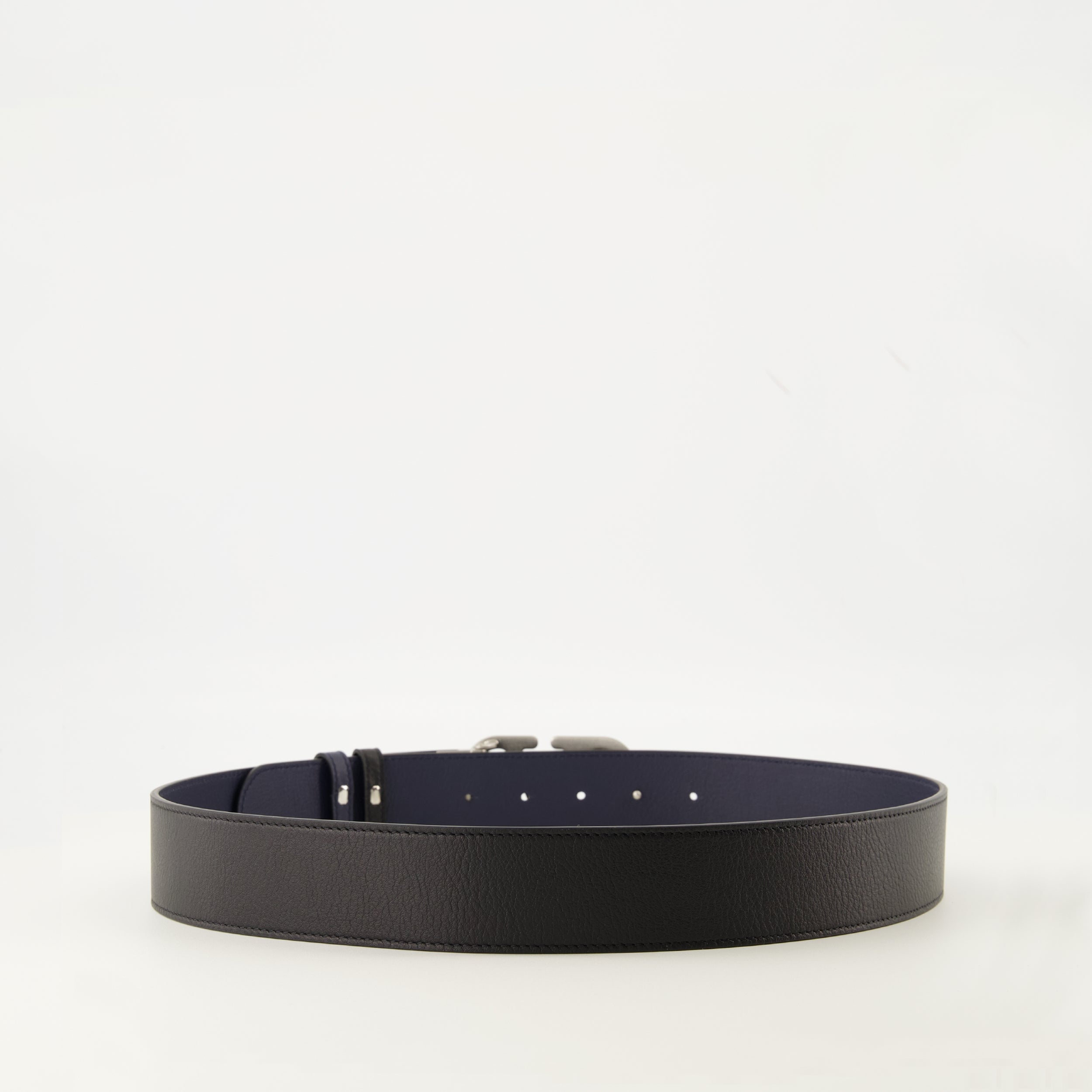 Image de l'article Ceinture réversible VLogo de la marque Valentino Garavani pour Homme - Saison Automne-Hiver 2025 - Vue de Dos