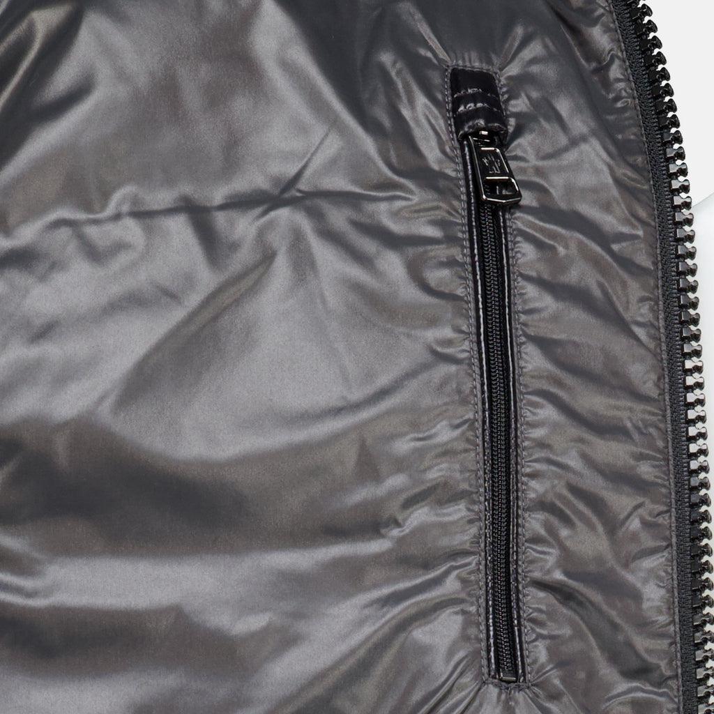 Manteaux Giacca Padded Maya Nera in Nylon Lucido Moncler Noir Homme