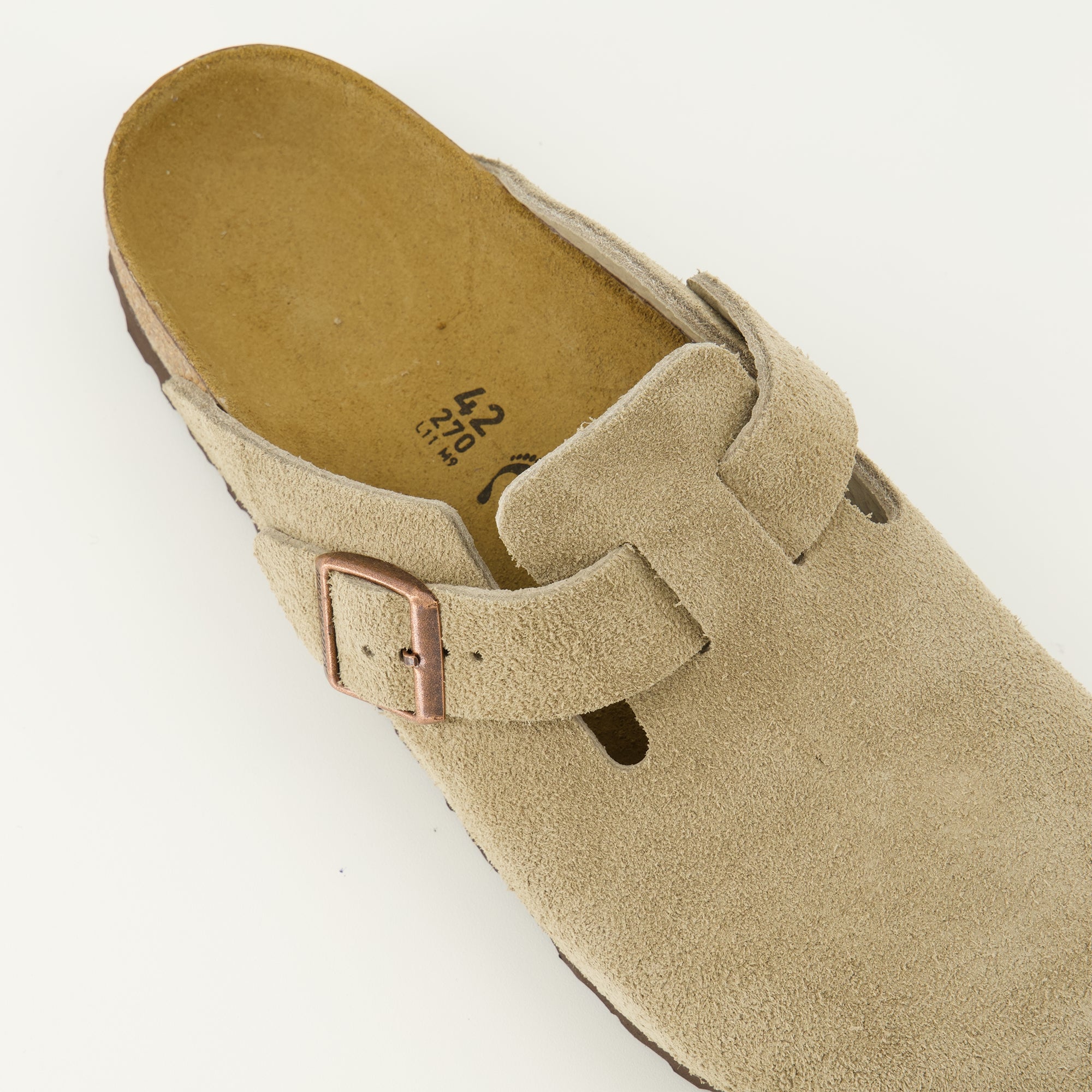 Image de l'article Mules Boston taupe de la marque Birkenstock pour Unisex - Saison Printemps-Été 2026 - Vue détaillée de haut