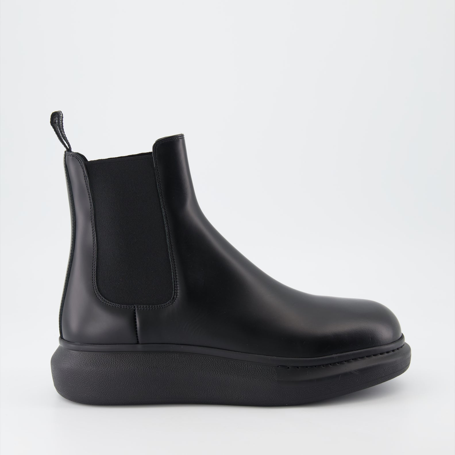 Boots and ankle boots Chelsea boots Alexander McQueen Black Man