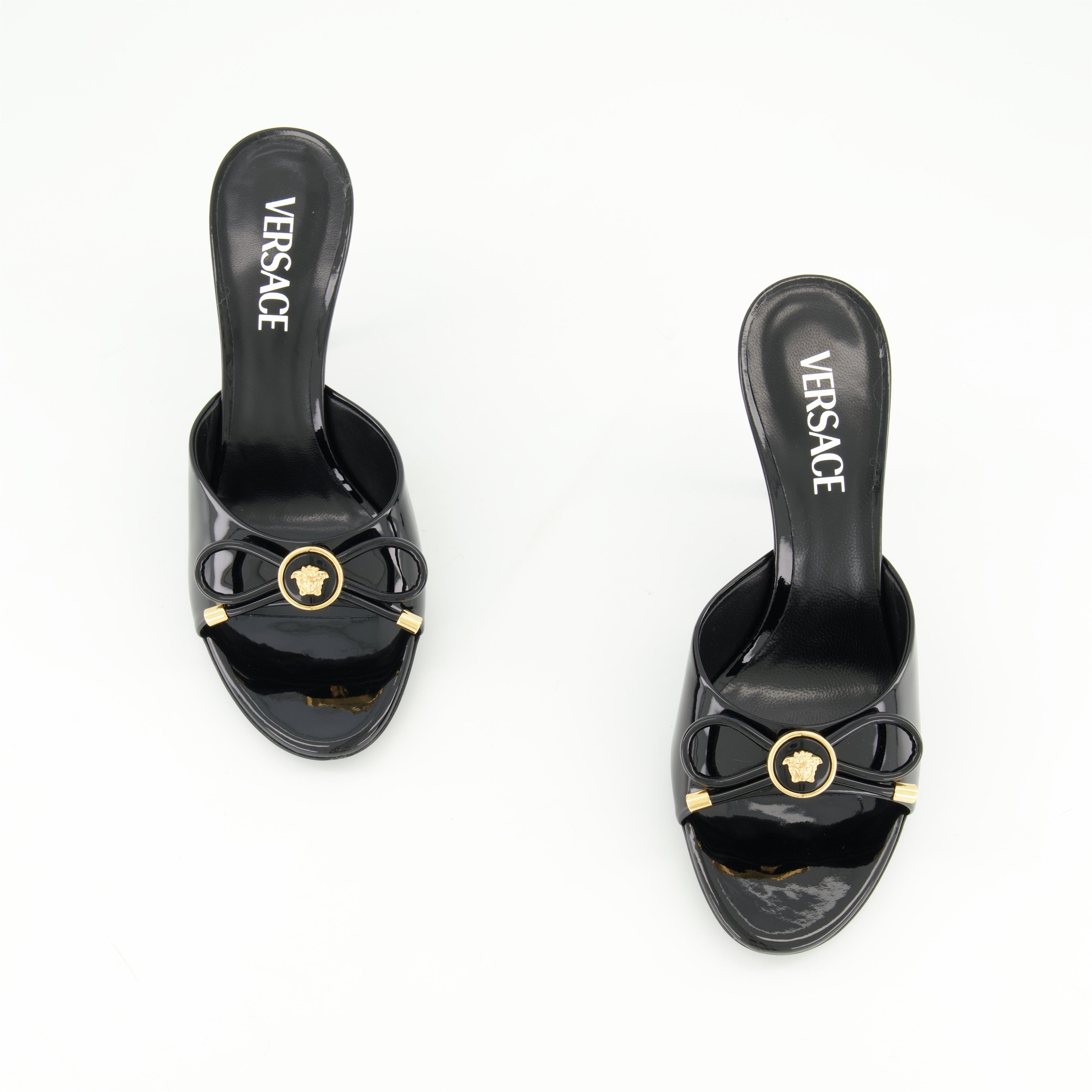 Chaussures ouvertes Mules à talon Bow Versace Noir Femme