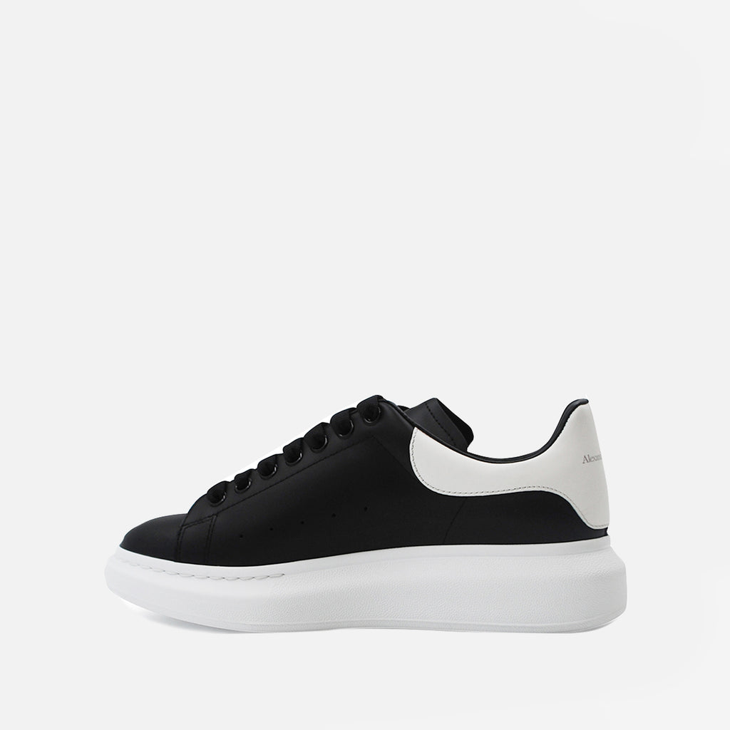Sneakers Oversized sneakers Alexander McQueen Black Man